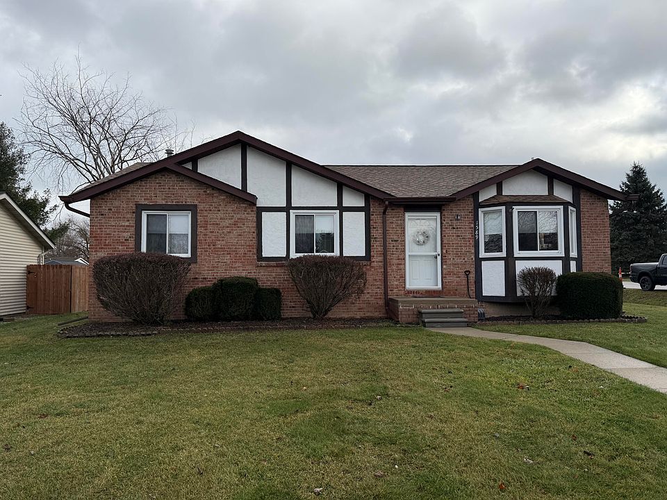 1st image of 1589 Garden Ct