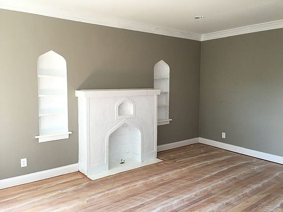 4th image of 8148 S Saginaw Ave APT 3