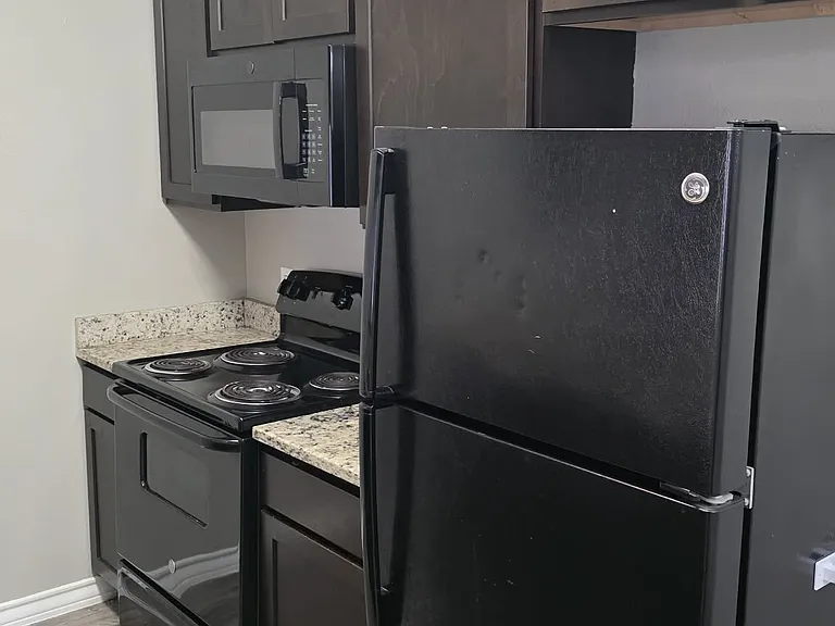 Kelley Ann Apartments — Photo 26