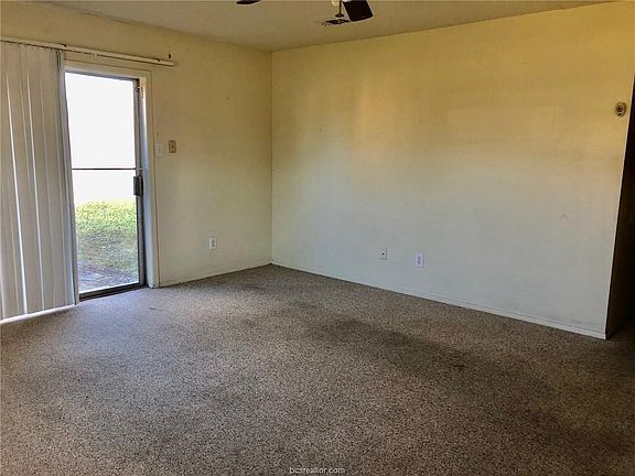 2nd image of 2703 Sprucewood St