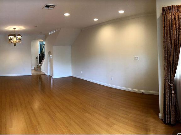 5th image of 434 E Cedar Ave Unit 103