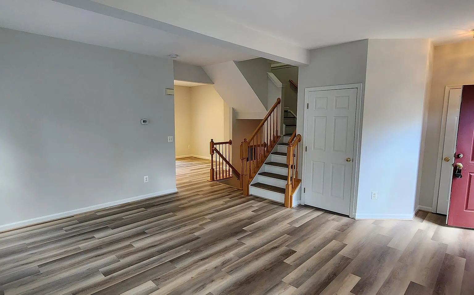 3 bed, 3.5 bath, 2138 sqft, $3,000 — Photo 4