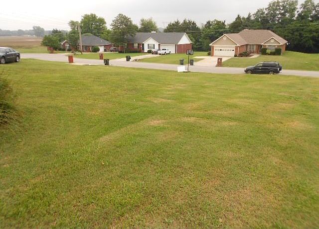 1st image of 216 Warfe Ct