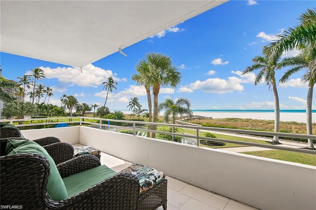 240 Seaview Court - 211 - 211 — Photo 2