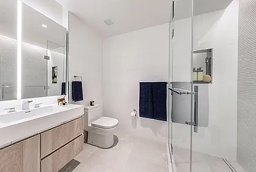 Rented by Bouklis Group