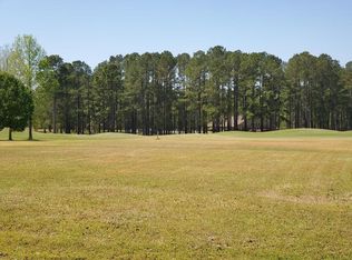 309 Plantation Dr, Manning, SC 29102
