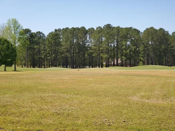 309 Plantation Dr, Manning, SC 29102