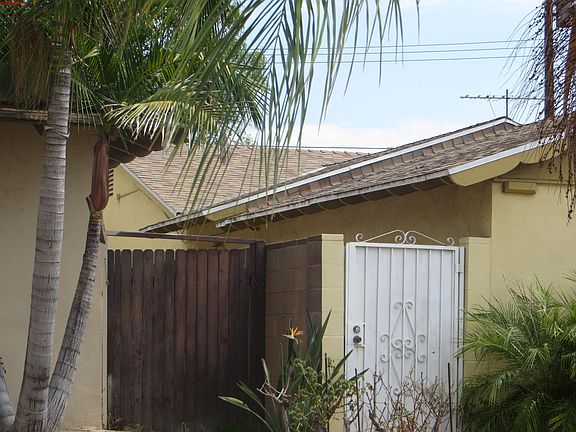 4th image of 924 Frandale Ave