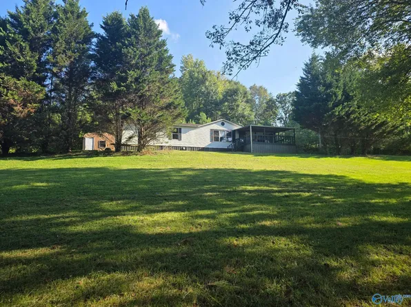 111 Willie Harris Dr, Attalla, AL 35954