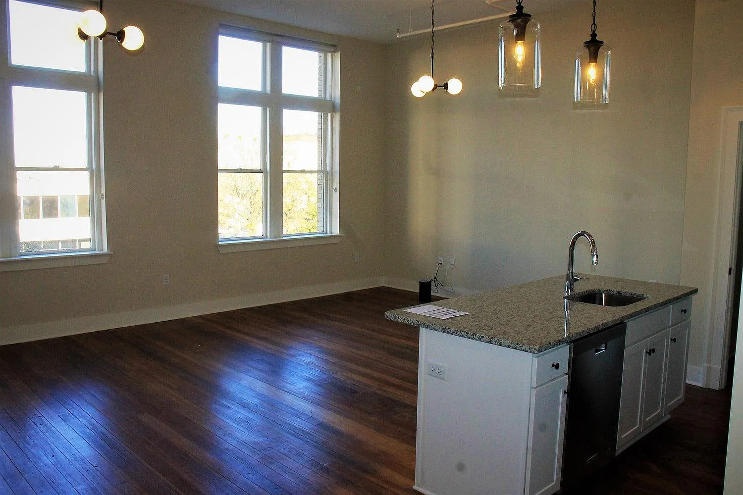 1 bed, 860 sqft, $1,400 — Photo 1