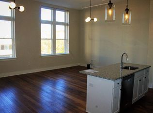 520 Mulberry St #302, Macon, GA 31201