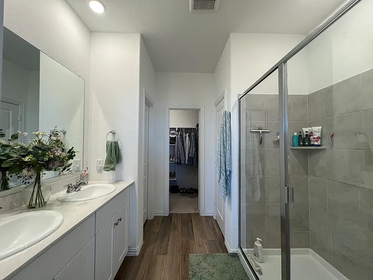 1105 Misty Brook Dr — Photo 8