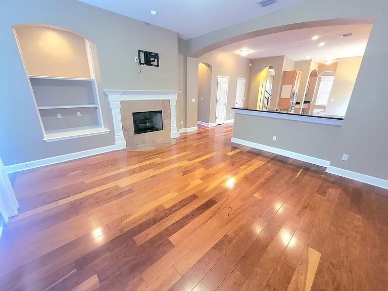 2482 Goldenrod Way #- — Photo 5