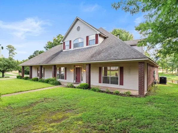 5818 Winchester Dr, Texarkana, TX 75503