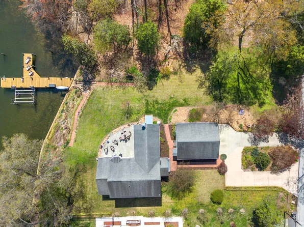 474 Riverside Dr, Pasadena, MD 21122