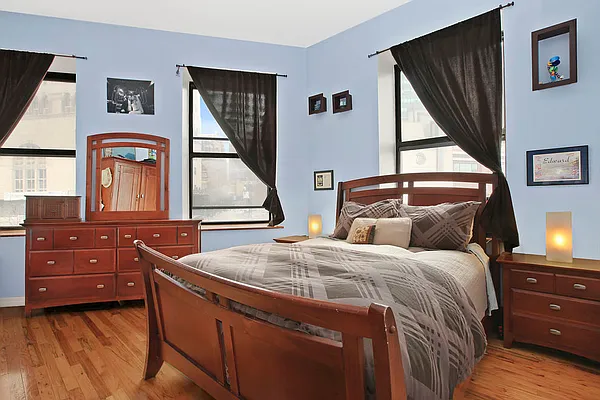 Sold by Corcoran | media 7