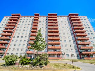 50 Lotherton Ptwy #411, Toronto, ON M6B 2G7