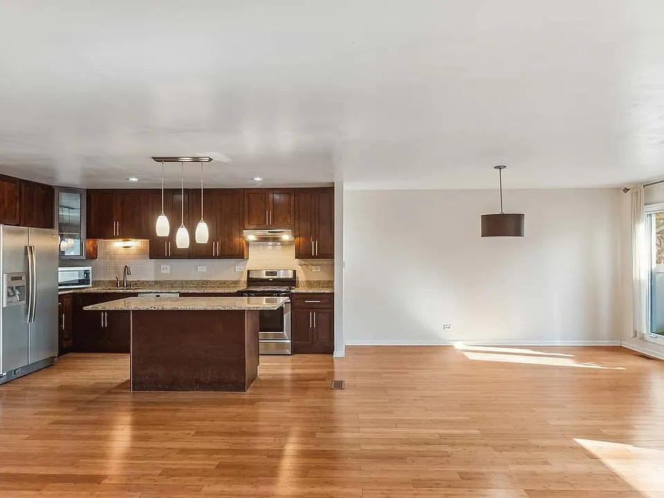 527 Winston Ln
