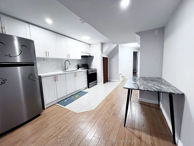1098 Sandhurst Cir #BASEMENT — Photo 4