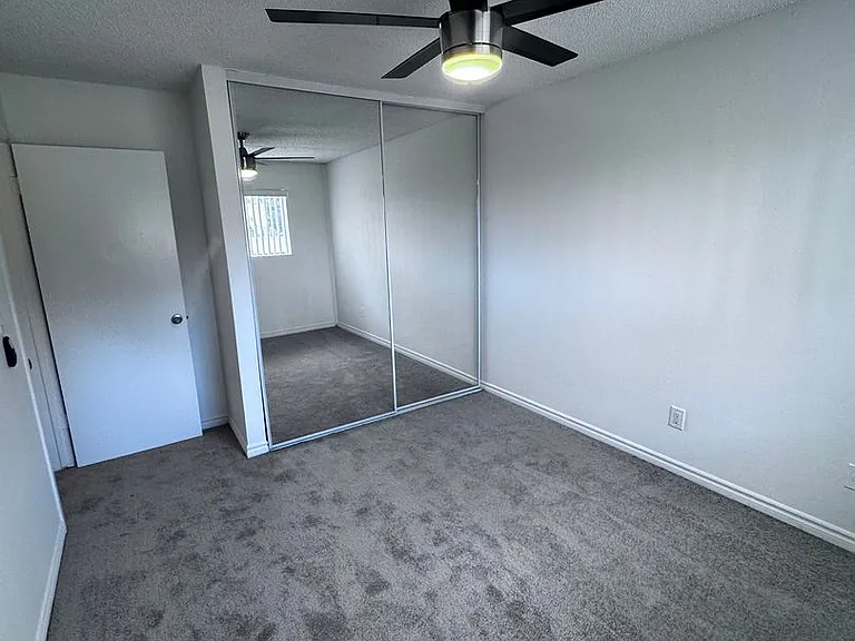 Arlington Apartments — Photo 22