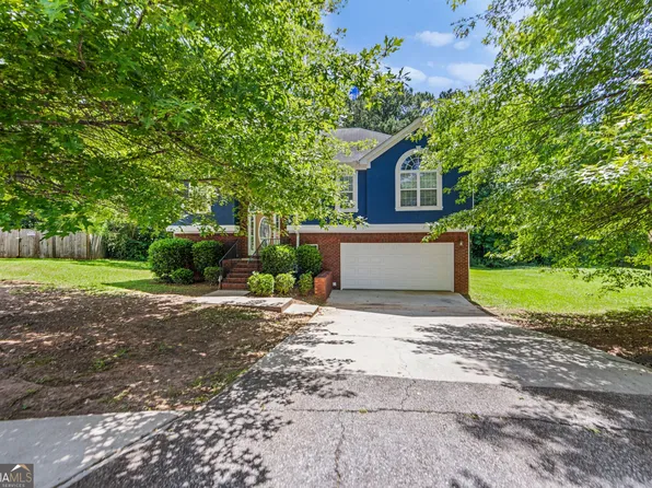 3515 Oakleigh Dr, Rex, GA 30273