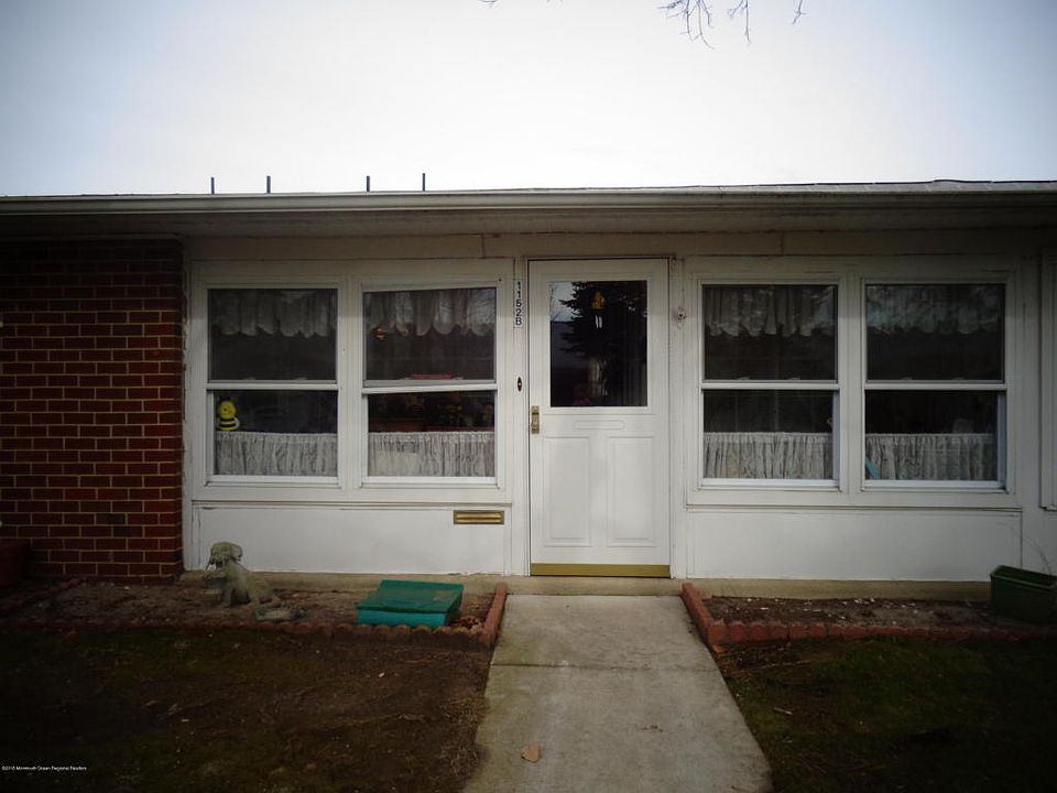 1st image of 1152B Argyll Cir