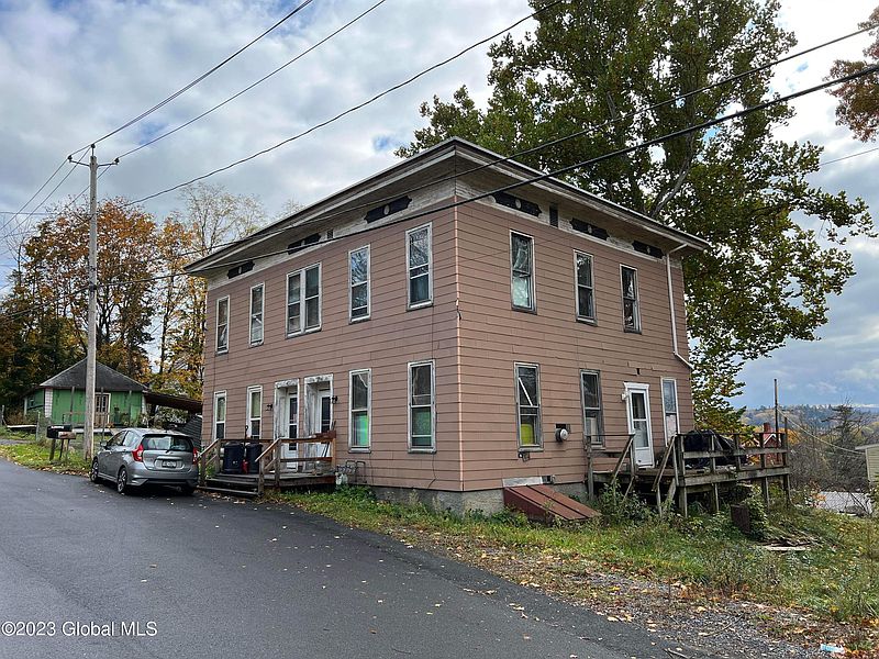 2nd image of 4 Upper Prospect Street