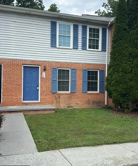 236 Nottoway Dr — Photo 1