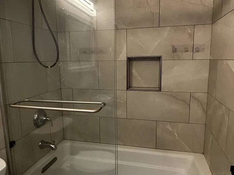 840 Civic Center Dr — Photo 25