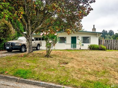 503 Hillcrest Dr, Anacortes, WA, 98221