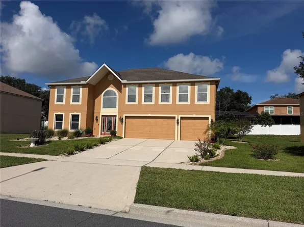 3440 Glossy Leaf Ln, Clermont, FL 34711