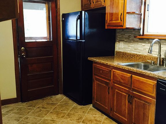 2nd image of 263 E Fairmont Ave