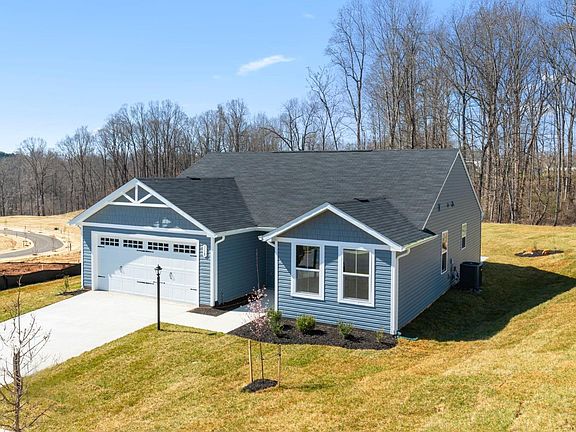 5th image of 107 Jordan Dr