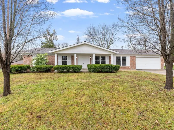1535 Boone Ct, Saint Charles, MO 63303