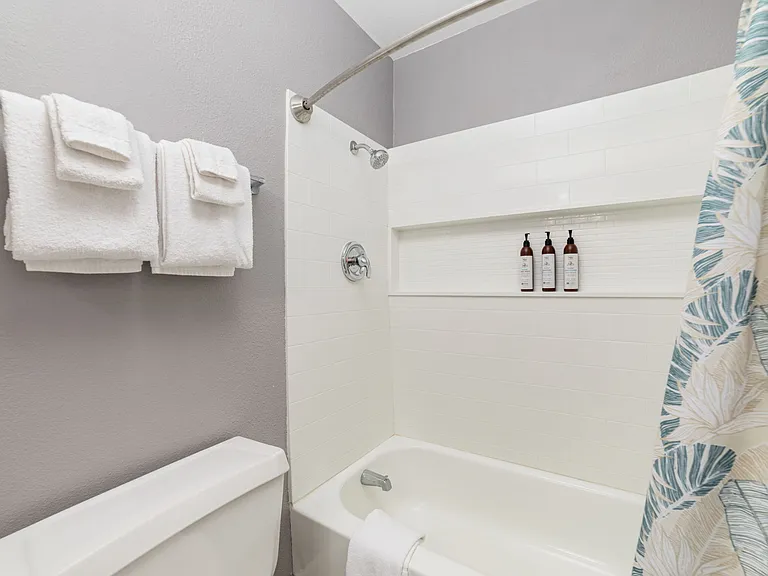 44616 Buckingham St — Photo 11