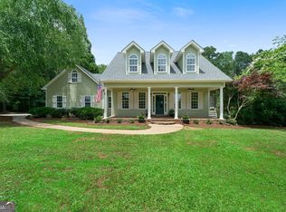 1217 Standing Rock Rd, Senoia, GA 30276