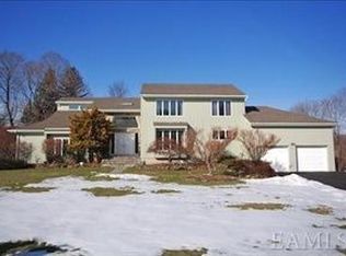 17 Peach Tree Ln, Briarcliff Manor, NY 10510