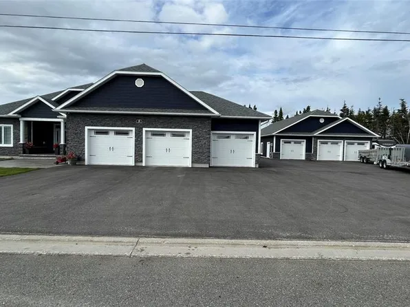 13 - 15 Simon Drive, Stephenville, NL A2N0E9