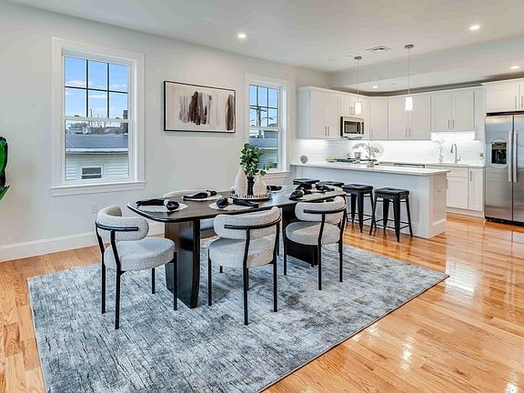 5th image of 79 Temple St #2