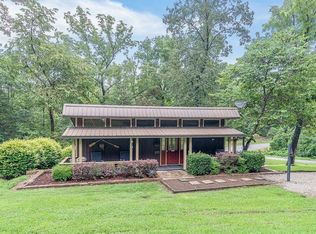 20438 Valley Dr, Rogers, AR 72756
