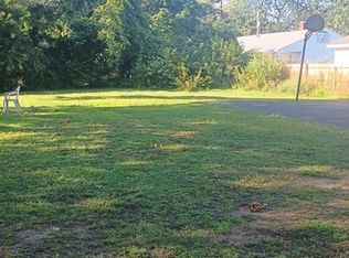 0 Tilton St, Springfield, MA 01109