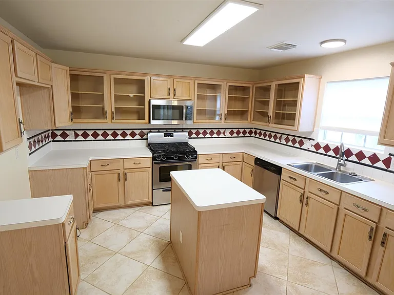 23822 Hopewell Dr — Photo 10