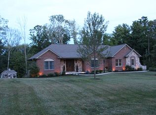 11955 Creek Side Dr, Aurora, IN 47001