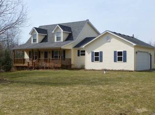 761 Argentine Rd, Howell, MI 48843