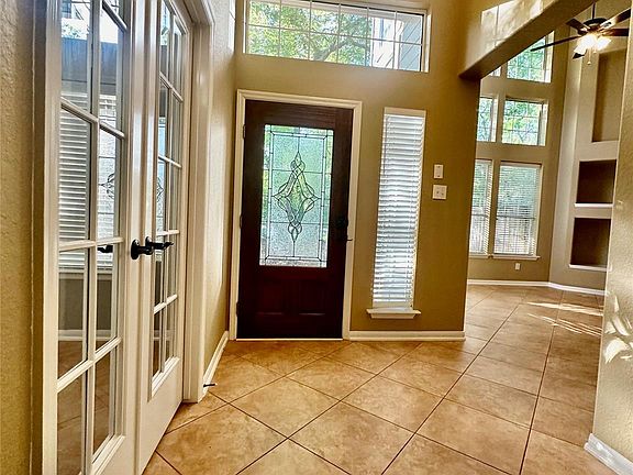 3rd image of 3 W Greenhill Terrace Pl