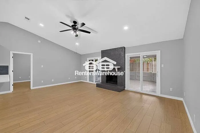 3945 Spoonwood Ln — Photo 9