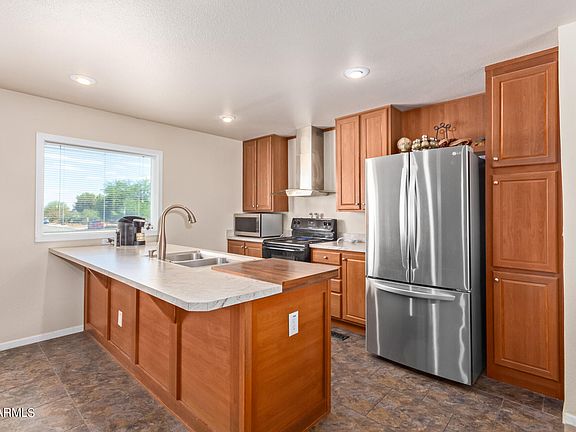 4th image of 19334 W CATALINA Drive