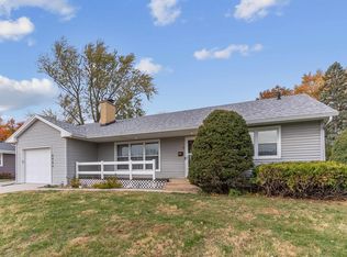 2624 Manor St, Waterloo, IA 50702