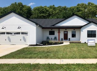 1244 Tower Dr, Ottawa, IL 61350