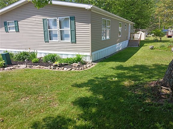 2nd image of 24 Woodside Dr